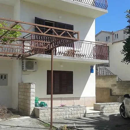 Apartment Katic Baska Voda